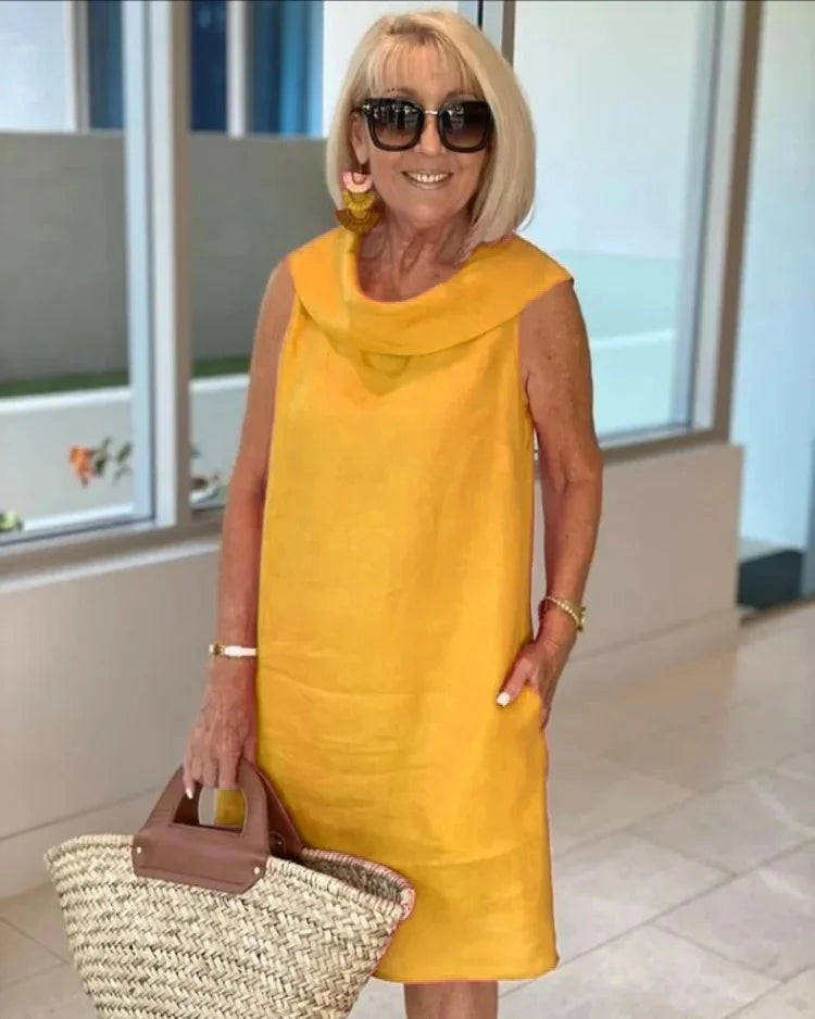 Bella™ | Ärmlös Klänning med Elegant Halsringning